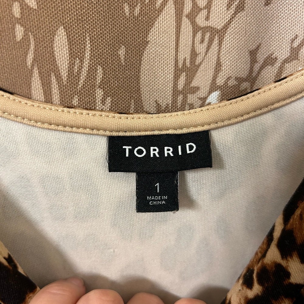 torrid 1X Leopard Print Midi Dress with Sweetheart Neckline - Picture 3 of 6